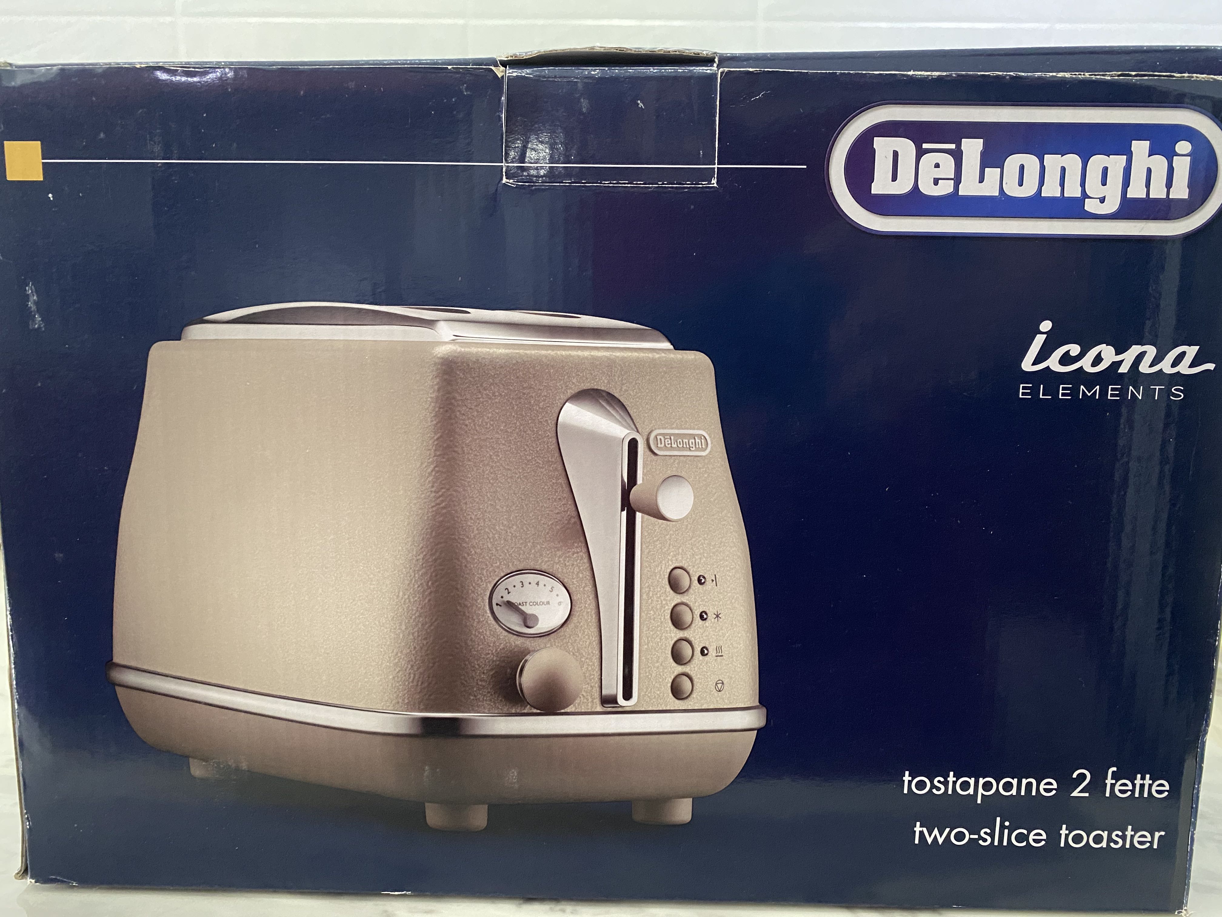 Delonghi Icona Elements Toaster, TV & Home Appliances, Kitchen Appliances, Coffee Machines