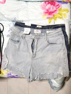 (Category: ) located in . Submitted by ckshoppinggg (Listing ID 1067642612, Image 1). Description: .