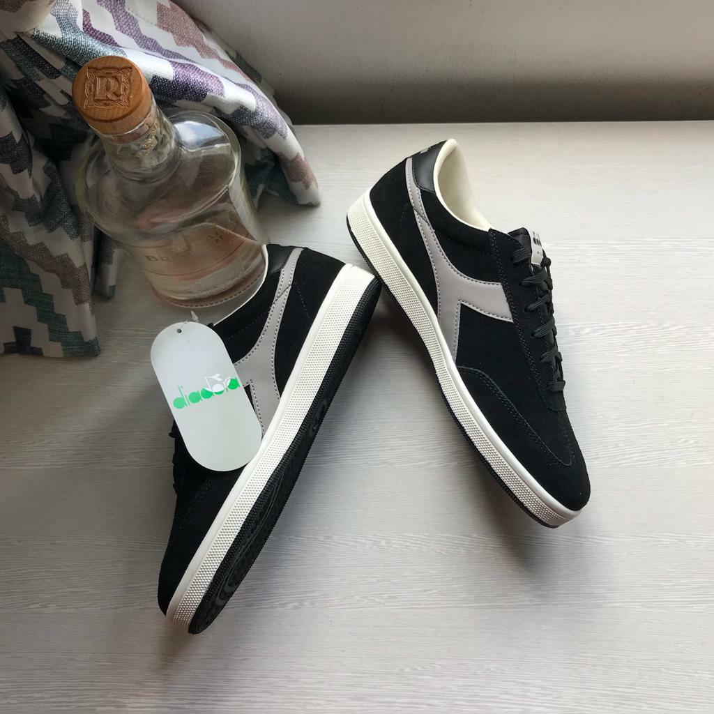 Diadora deals field black