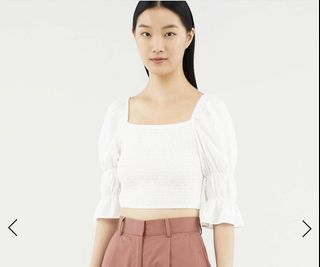 (Category: ) located in . Submitted by essential_closet (Listing ID 1067611347, Image 1). Description: .