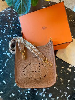 （分類：）位於 。 由 bagelnbag 提交（商品編號 1067600275，圖片 1）。簡介： 。