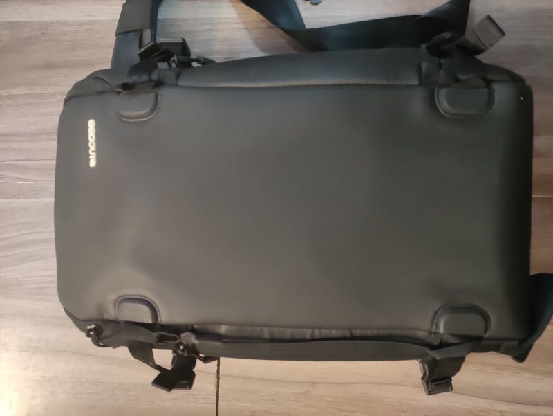 Incase sling hotsell pack for gopro