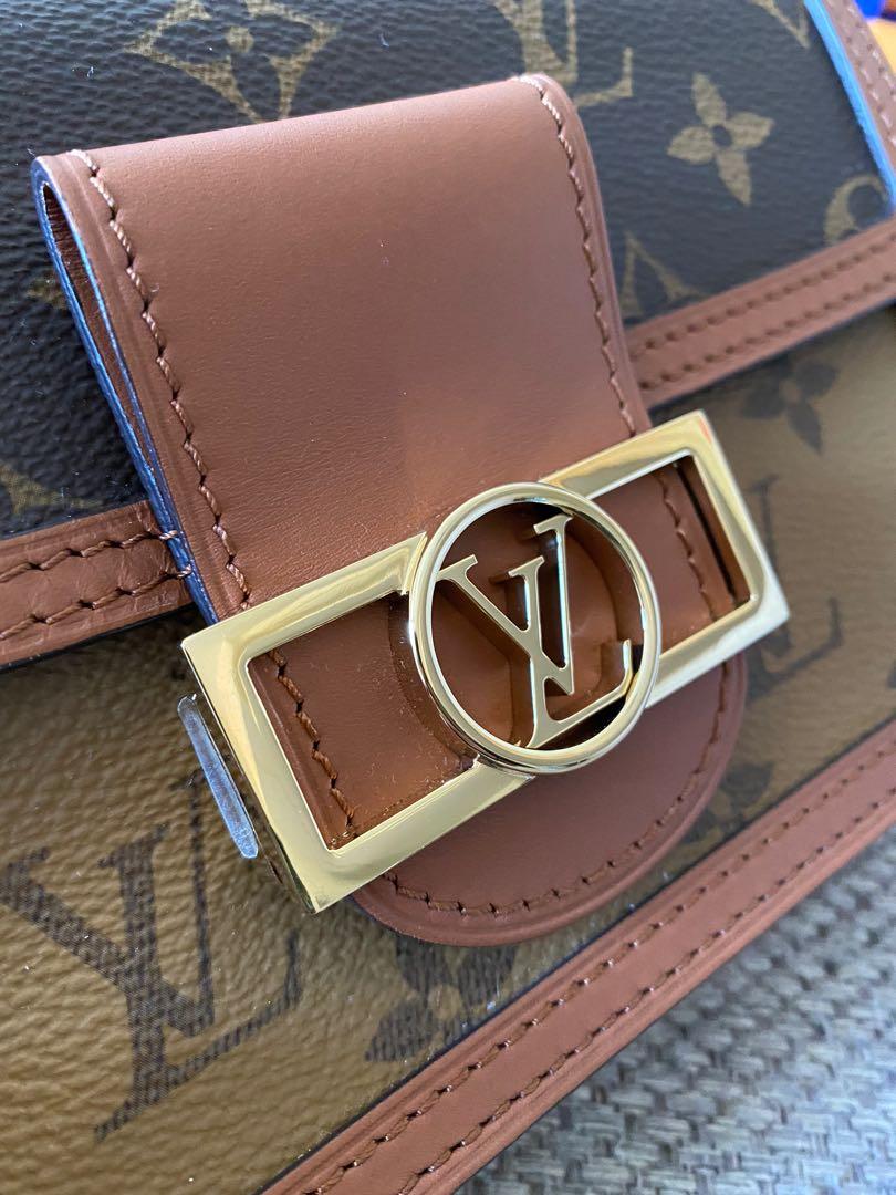 Louis Vuitton Monogram Dauphine Chain Wallet 2021-22FW, Brown
