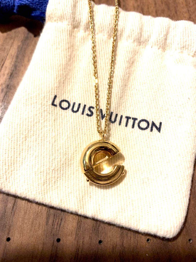 LOUIS VUITTON LV & Me Necklace Letter E Gold Metal M61060