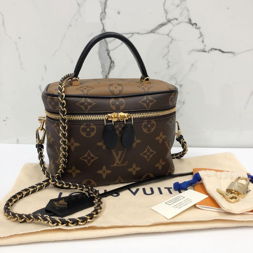 Shop Louis Vuitton 2023 SS LV Micro Vanity M22920 by NHT.inc