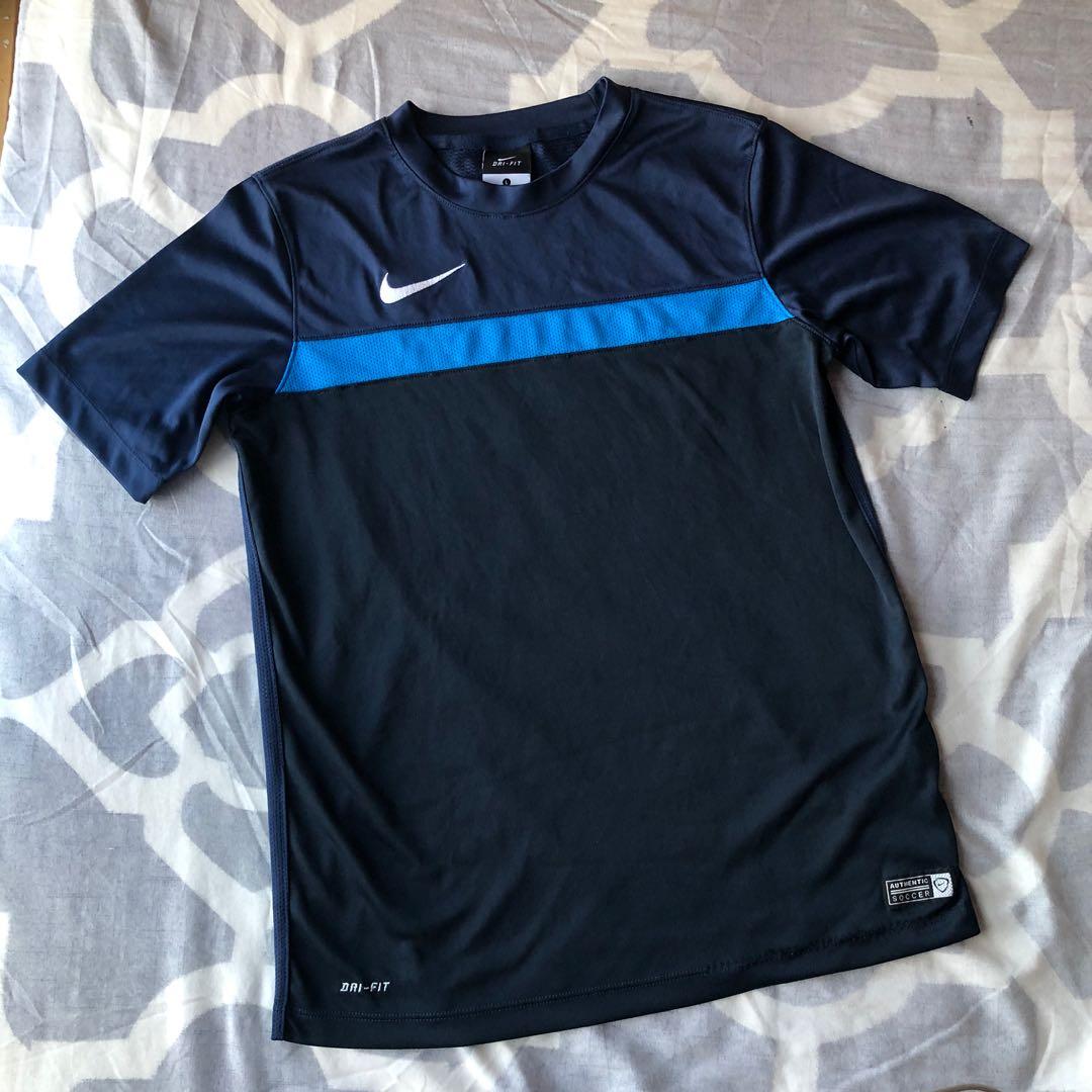 navy blue dri fit shirt