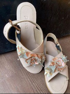 (Kategori: ) berada di . Dikirim oleh ralfiani (ID iklan 1067592082, Gambar 1). Deskripsi: .
