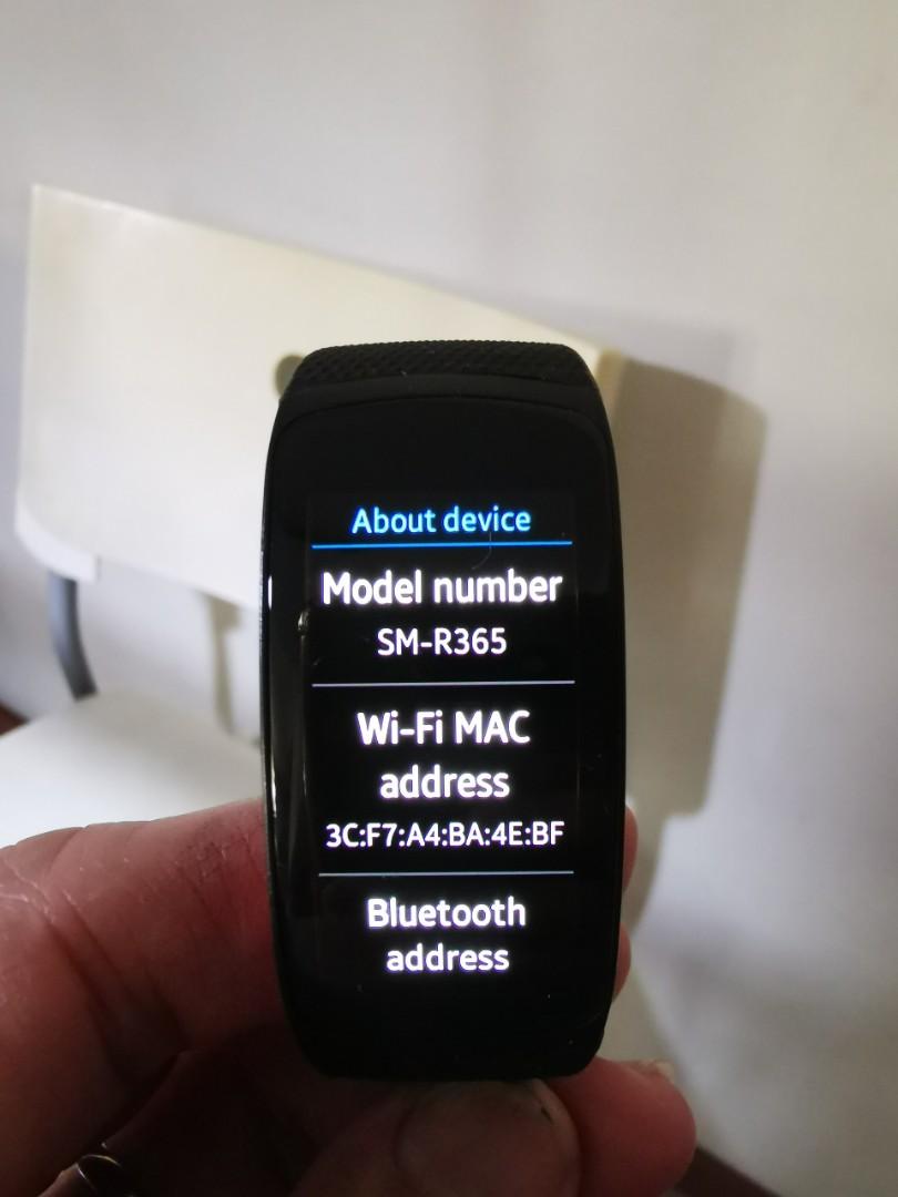 Gear fit2 pro clearance r365