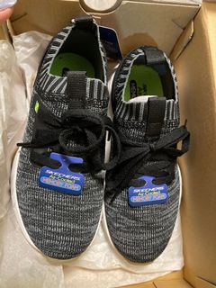 （分類：）位於 。 由 kaypoon23 提交（商品編號 1067661229，圖片 1）。簡介： 。