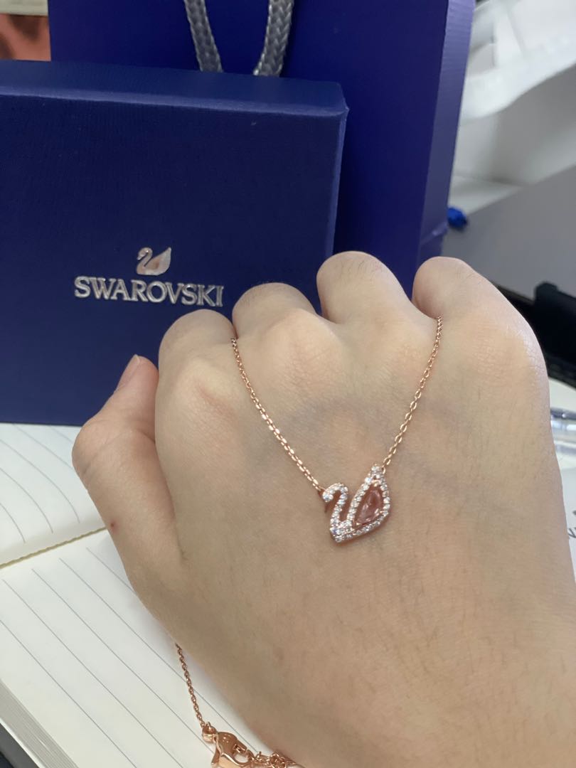 Pink swan necklace hot sale