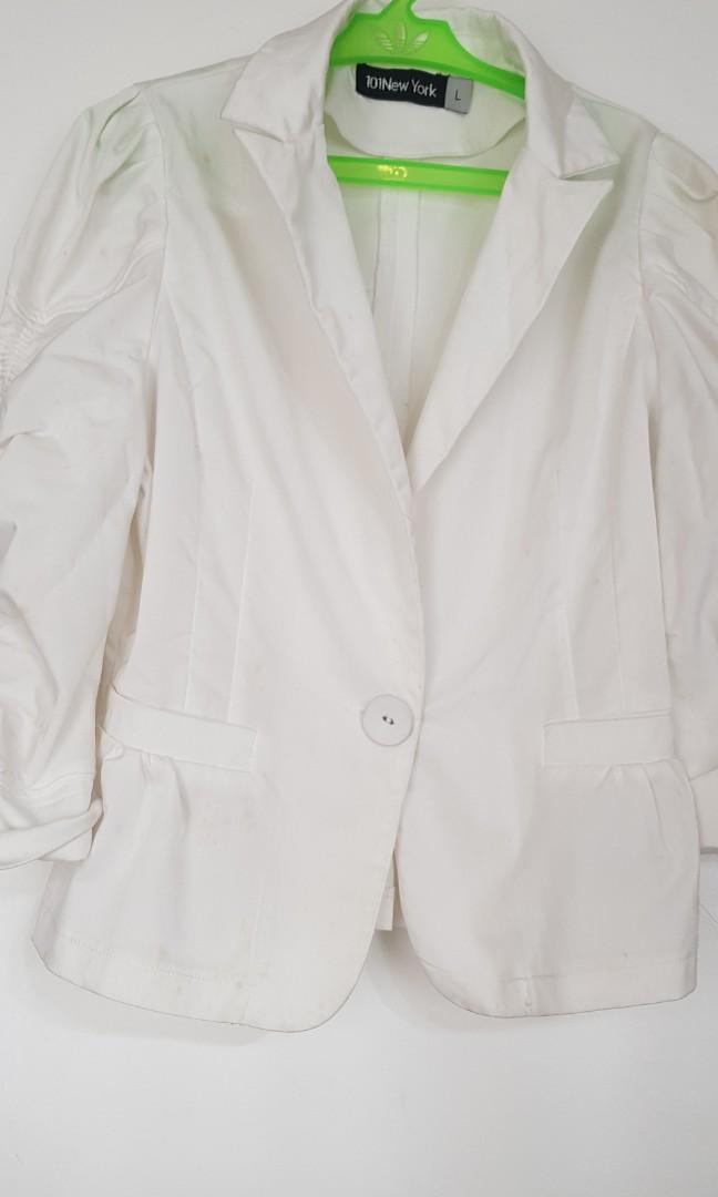 Take all❗Blazer (Category: Others Tops) located in Paranaque City. Submitted by letthingsgo (Listing ID 1067562184, Image 3). Description: white 250 ensembles 500.