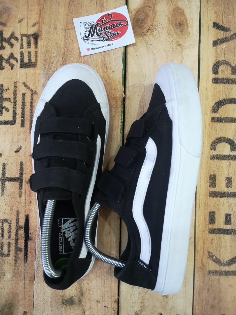 Vans Old Skool half moon 3V size 9uk Men s Fashion Footwear