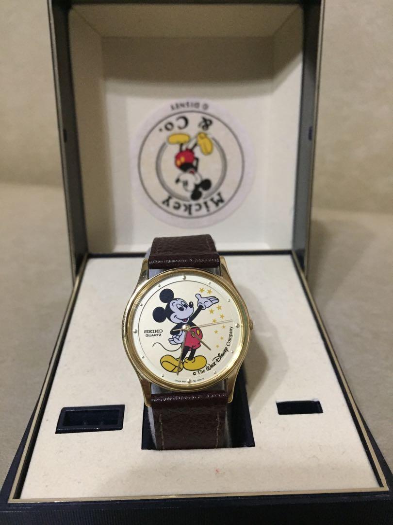Vintage Seiko Mickey Mouse watch, Women's Fashion, Watches & Accessories,  Watches on Carousell