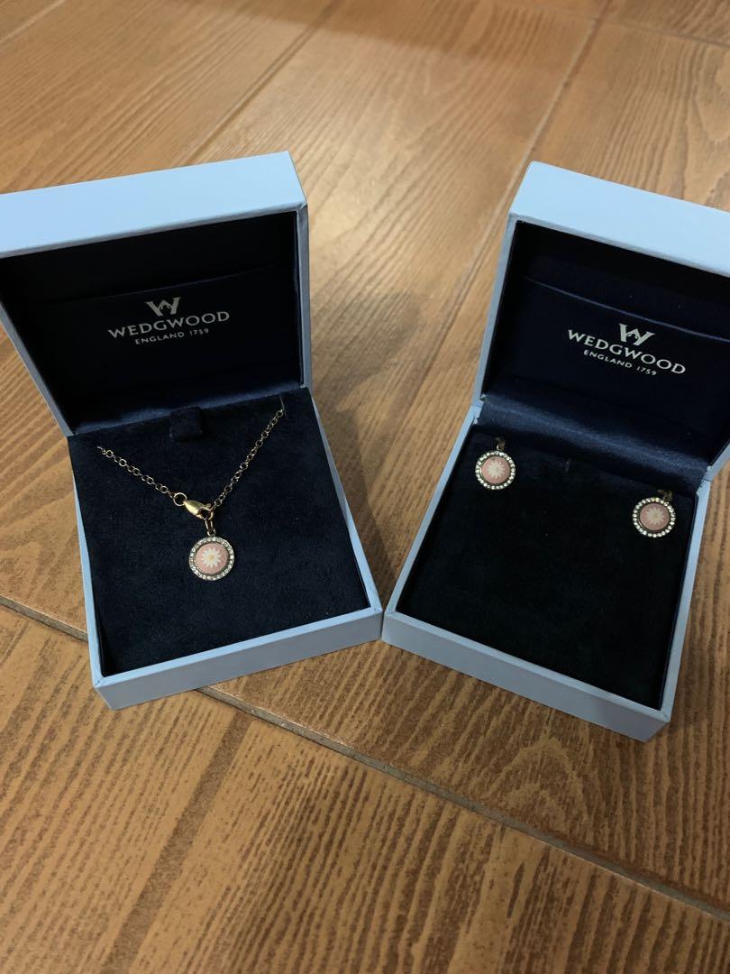 Wedgwood earrings store