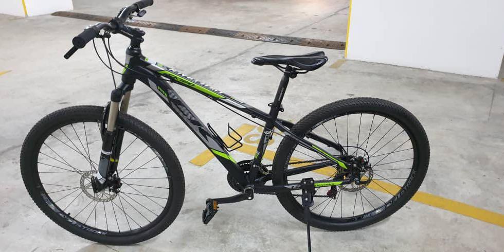 Bicicleta cycletrack origen clearance