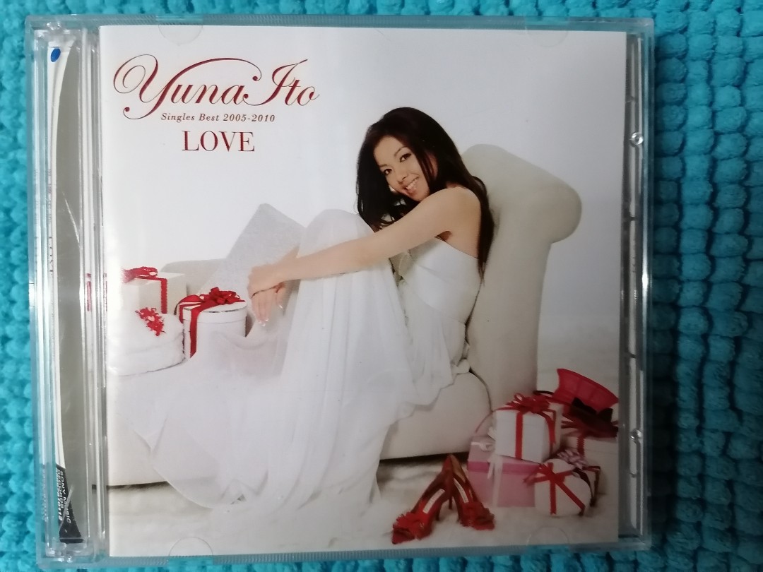 伊藤由奈Yuna Ito: LOVE - Singles Best 2005-2010, 興趣及遊戲, 收藏