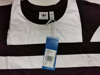 (Category: ) located in . Submitted by shopping6868 (Listing ID 1067756036, Image 1). Description: .