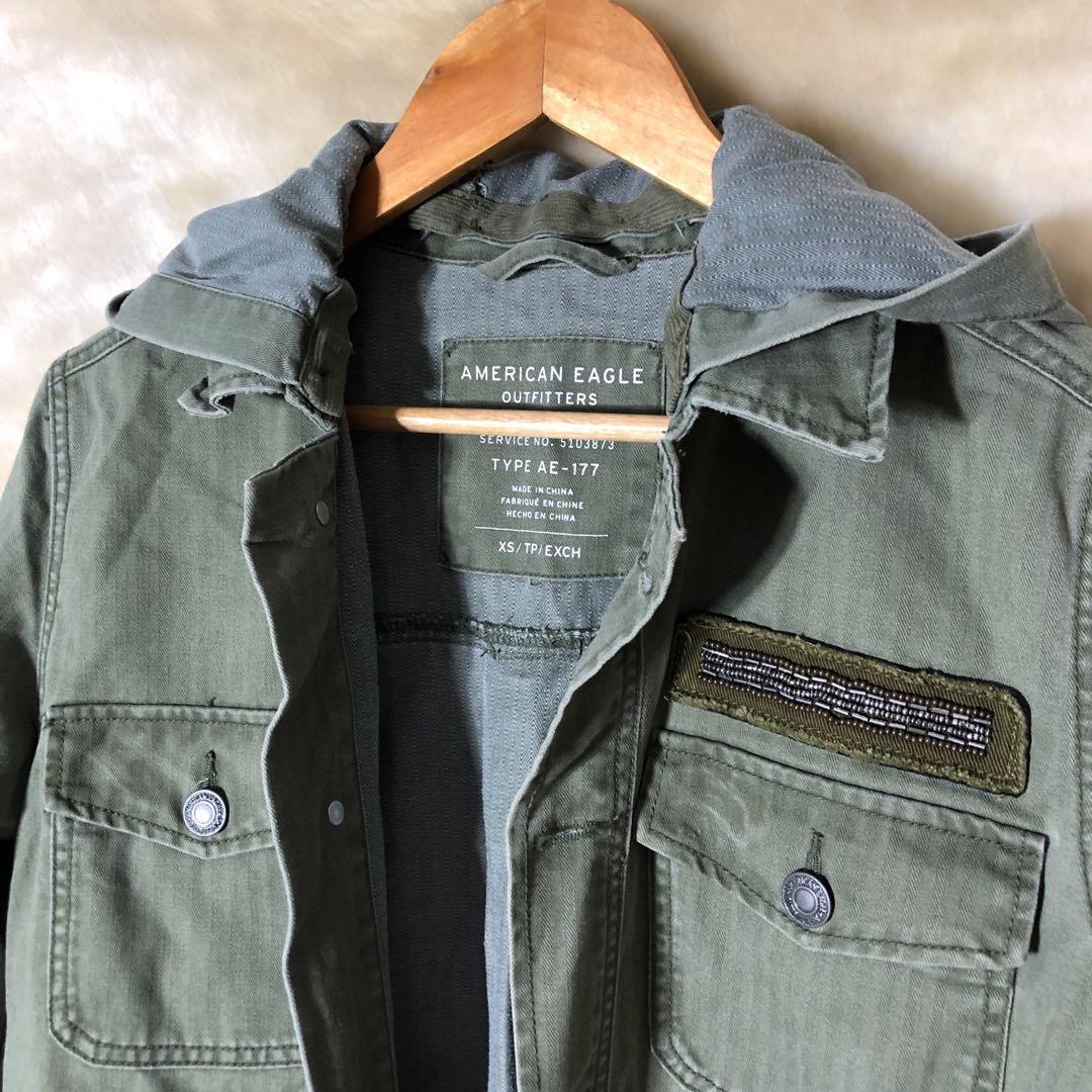 AMERICAN EAGLE army jacket with hood Women s Fashion Coats