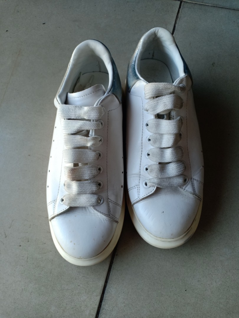 grey and white mcqueens