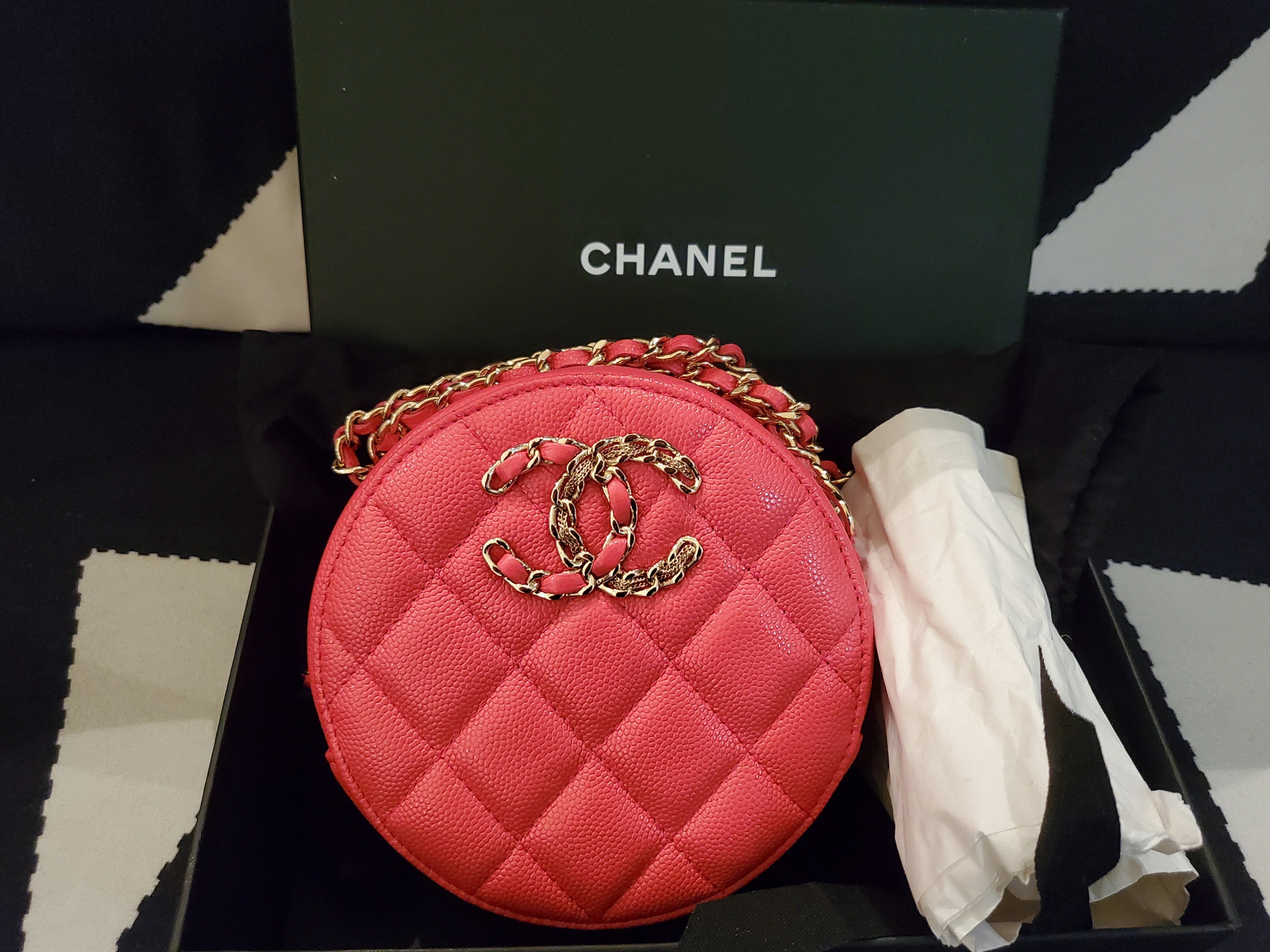 ✓Authentic CHANEL Big CC 20k Round Circle Clutch on Chain Pink