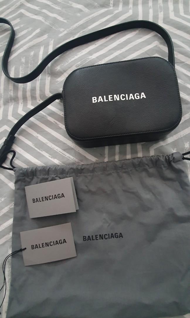 Balenciaga black xs everyday camera bag hotsell