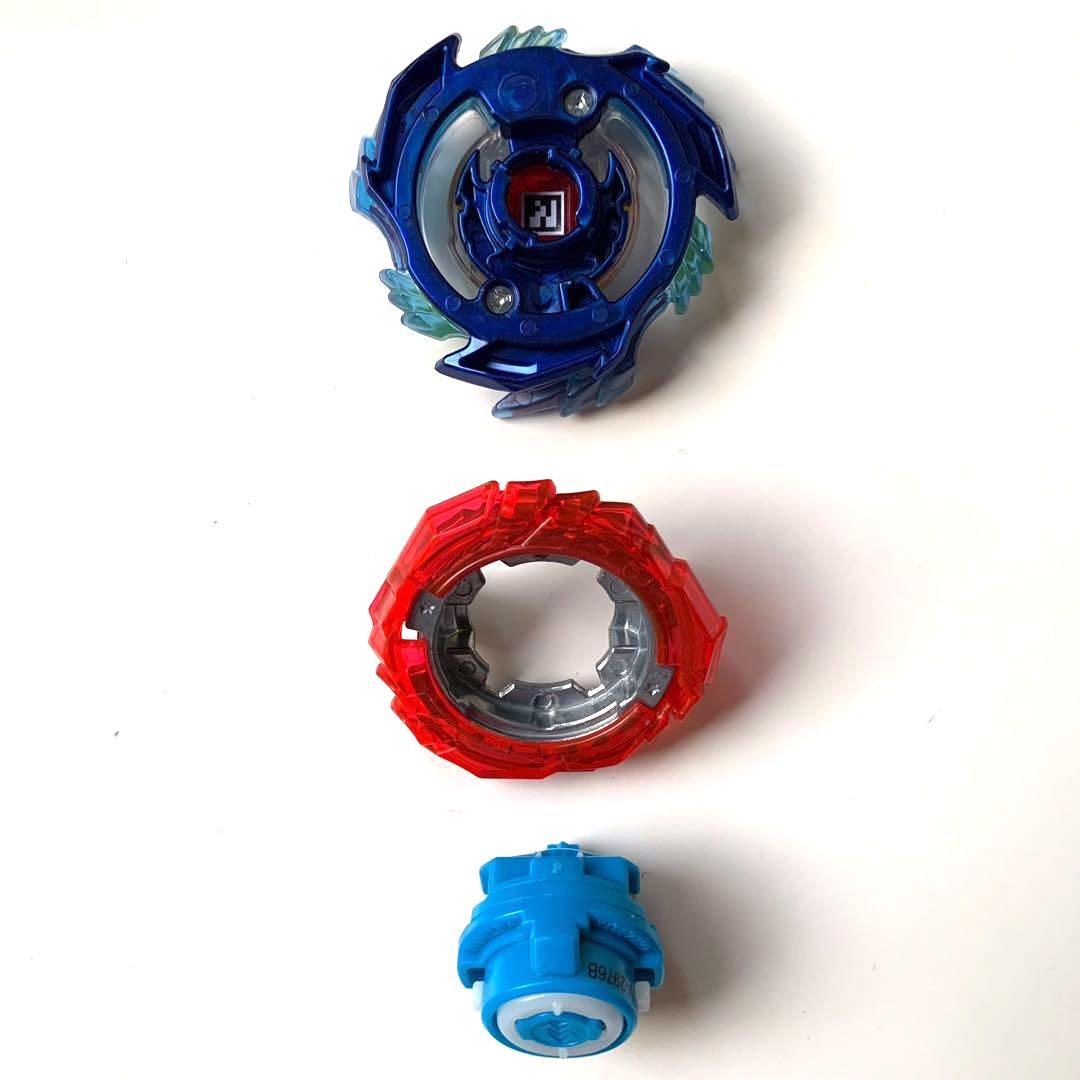 Beyblade Genesis Valtryek, Hobbies 