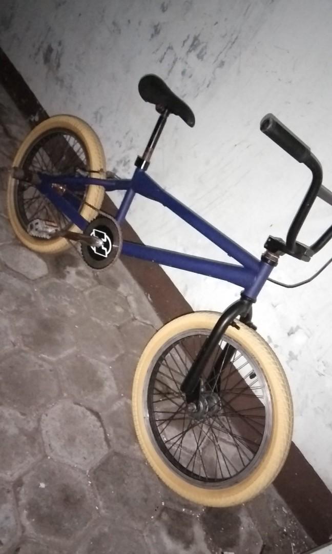 Bmx haro tr, Olah Raga, Sepeda di Carousell