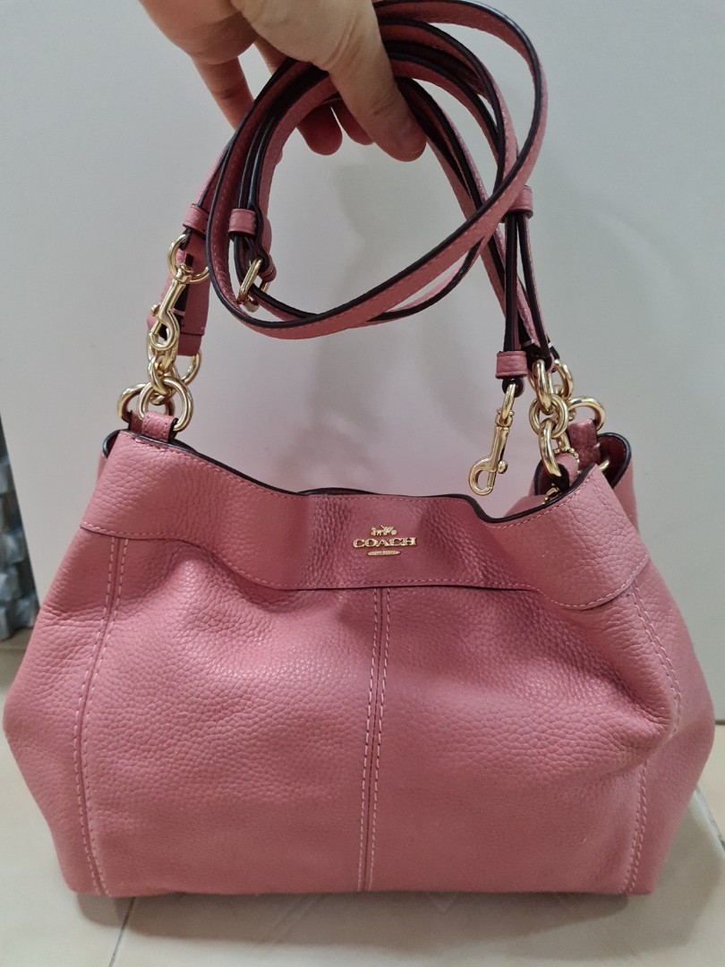 Coach small lexy shoulder bag 2025 review