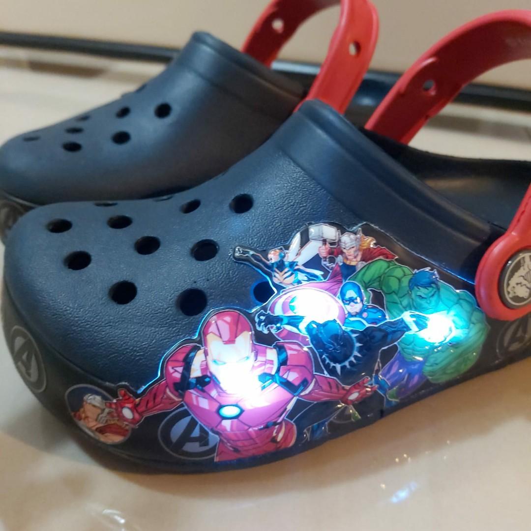 Crocs avengers light Clearance
