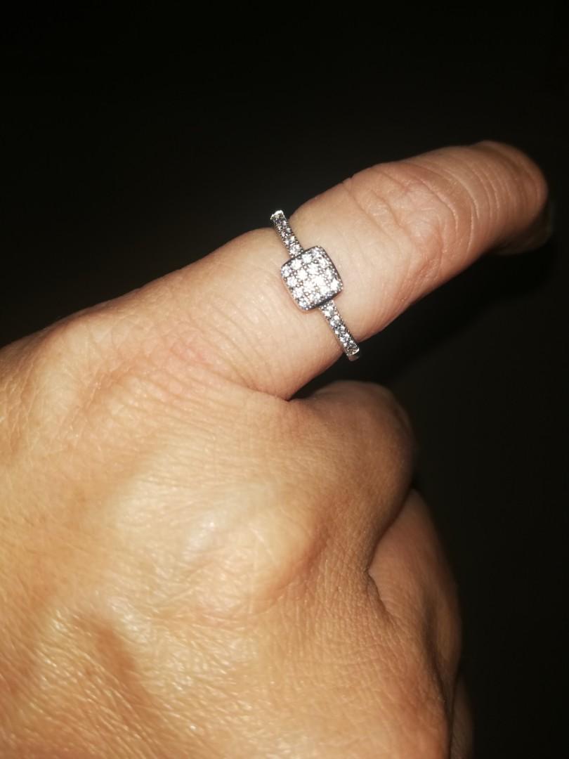 Endless ring (Category: Rings) located in Kuala Lumpur. Submitted by king333333 (Listing ID 1067795601, Image 1). Description: New item. Buy wife but too small.