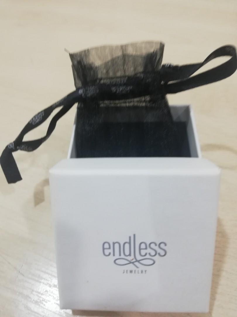 Endless ring (Category: Rings) located in Kuala Lumpur. Submitted by king333333 (Listing ID 1067795601, Image 3). Description: New item. Buy wife but too small.