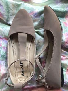 Flatshoes coklat
