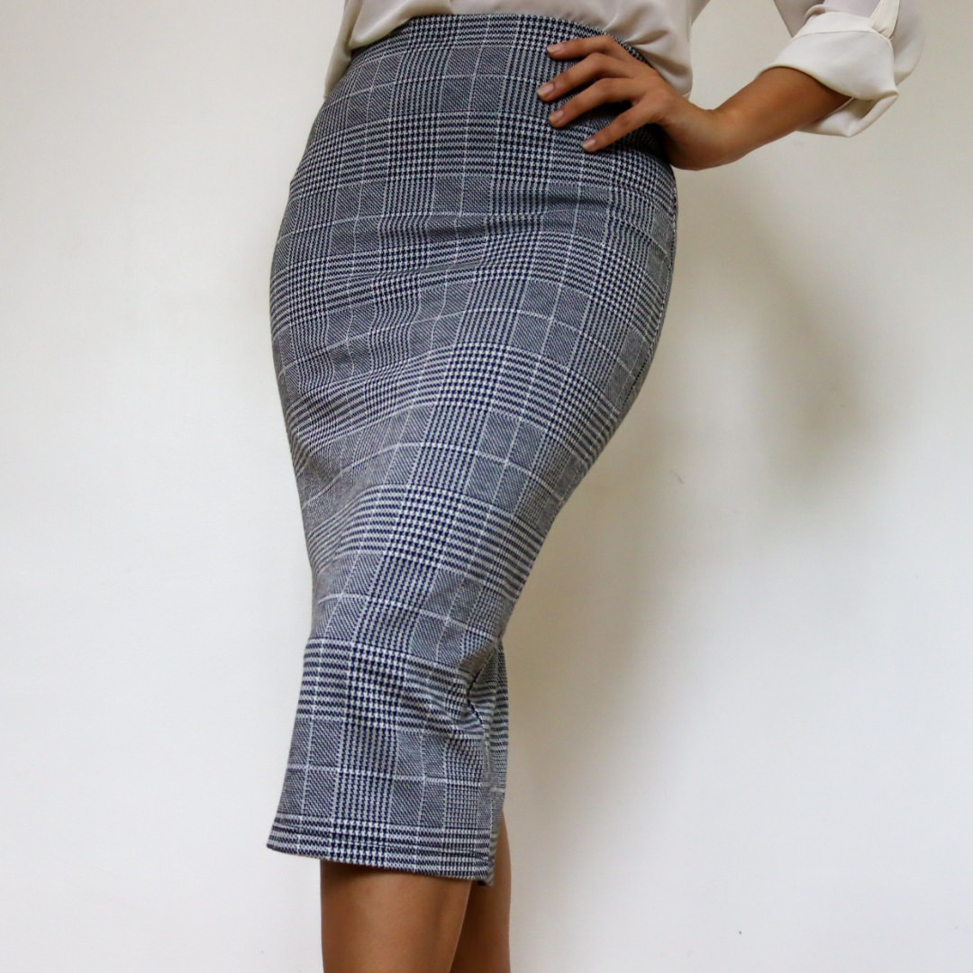 Checkered midi pencil skirt 2025