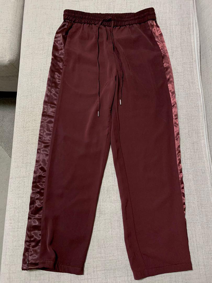 شرائح لحم باسم قطران h\u0026m burgundy pants 