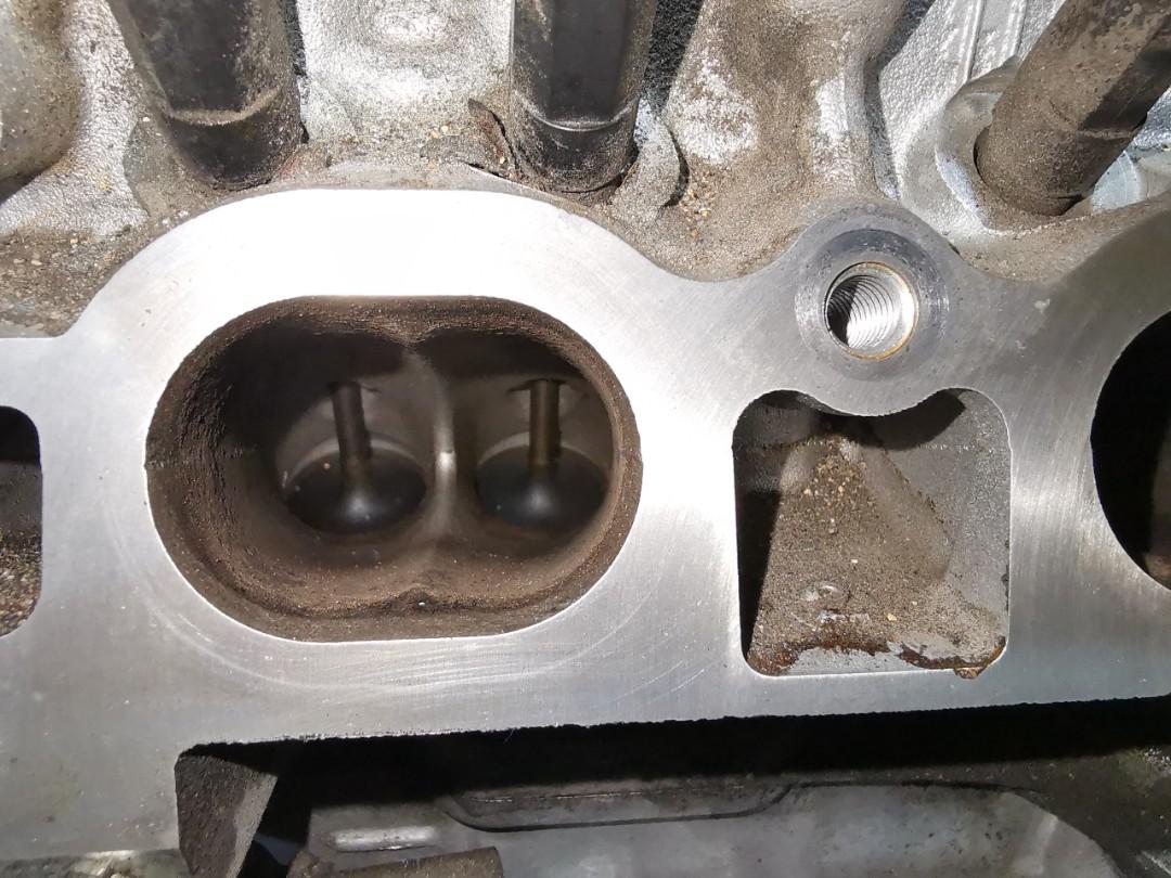 Intake valve walnut blasting, Car Accessories, Car & Services