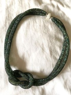 (Category: ) located in . Submitted by her.timeless.things (Listing ID 1067871747, Image 1). Description: .