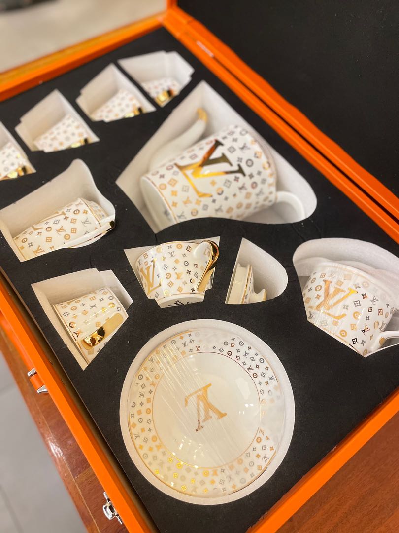 Louis Vuitton Full Set Tableware Collection (Plateware and Tea Set