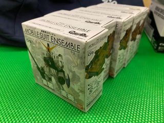（分類：）位於 。 由 aar0n_sin 提交（商品編號 1067856802，圖片 1）。簡介： 。