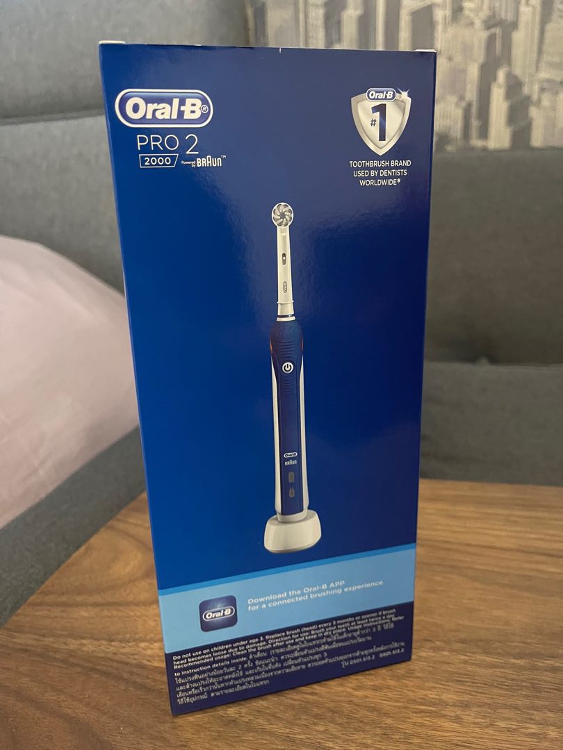 oral b pro 2 2000w 3d white