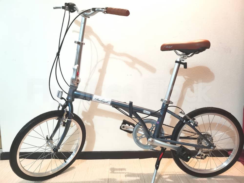 Raleigh folding 2025 bike classic