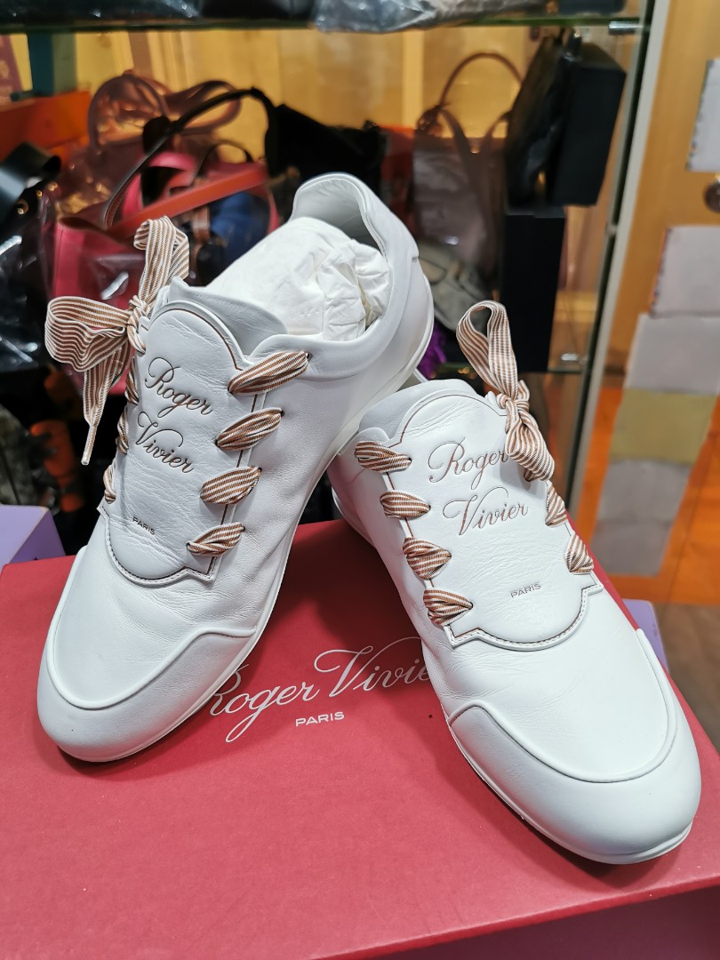 Roger vivier sporty viv sneaker outlet