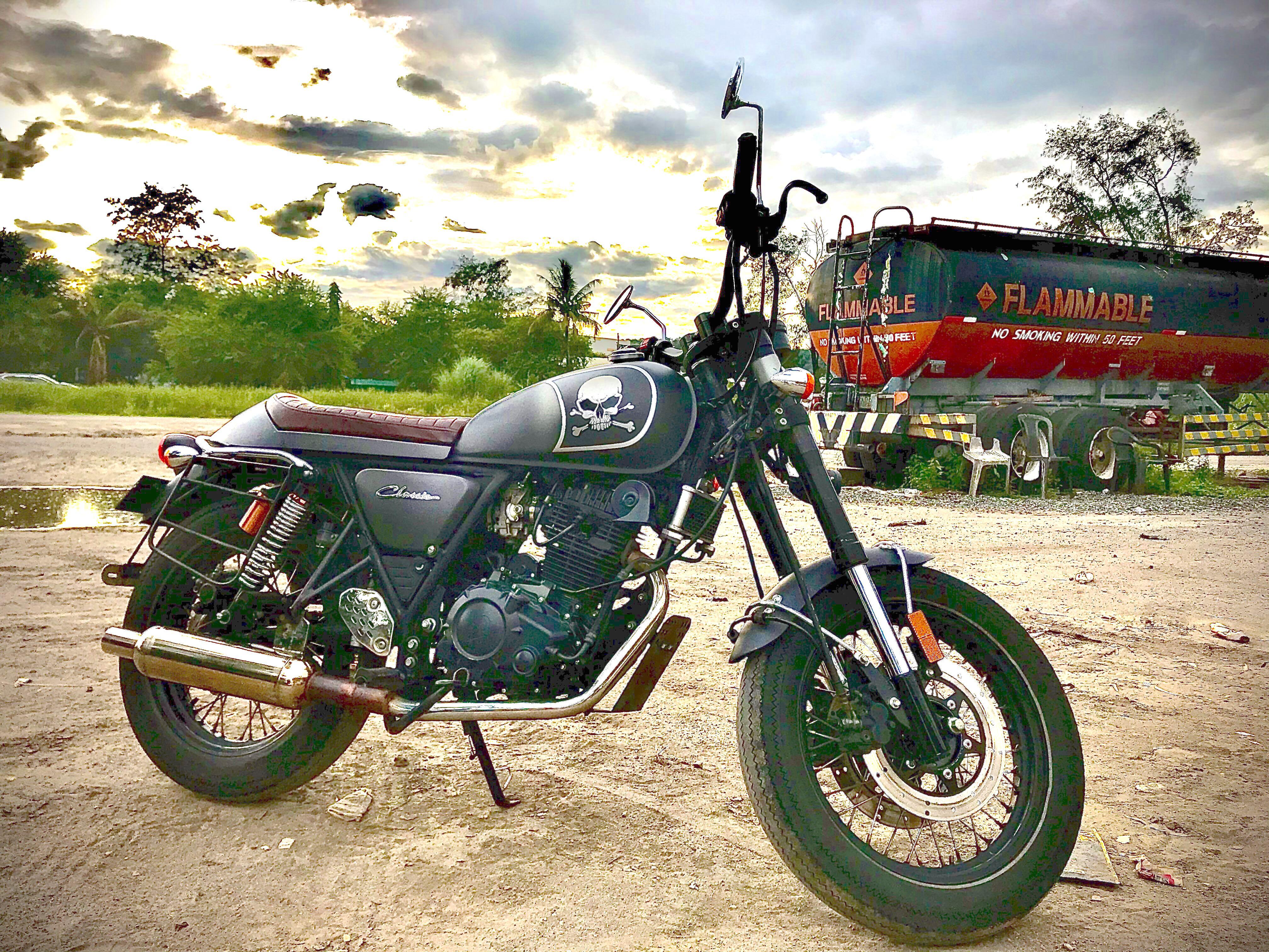 RUSI Classic 250cc Scrambler Motorbike Motorbikes Motorbikes for