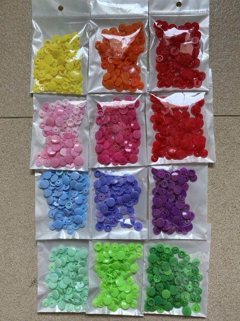 Snap button (Category: Craft Supplies & Tools) located in Singapore. Submitted by huatbigtime (Listing ID 1067755107, Image 1). Description: One packet of 20 sets for $2 Minimum 5 packets to deal.