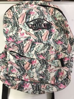 （分類：）位於 。 由 emtse910 提交（商品編號 1067939491，圖片 1）。簡介： 。