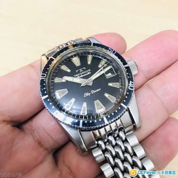 technos sky diver 500m