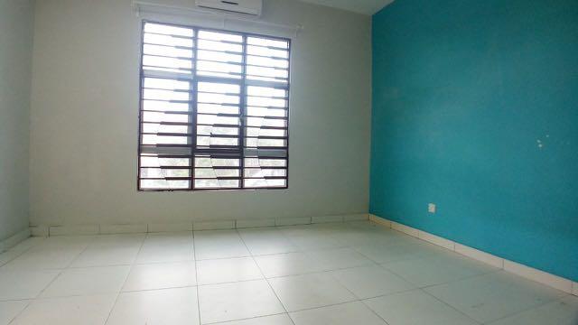 2 Storey Dorriz Fasa 3 Bandar Puncak Alam, Property, For Sale on Carousell
