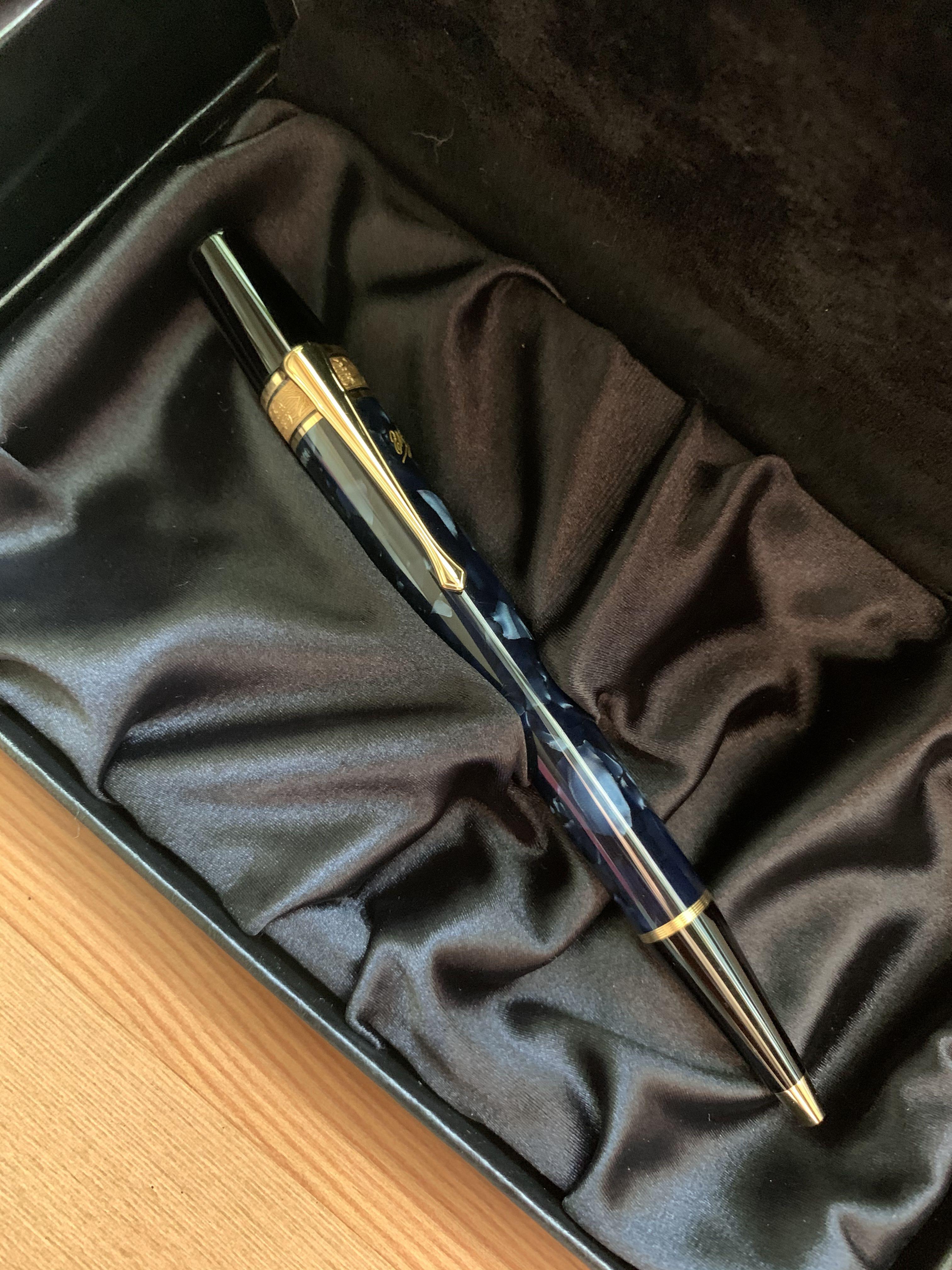 Montblanc edgar allan poe ballpoint pen top