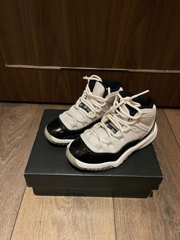 Jordan 11 boy size Clearance