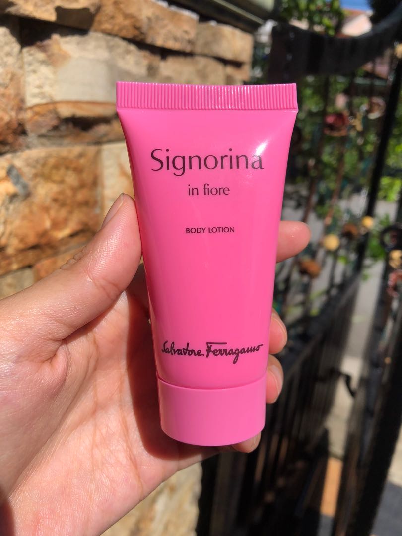 Authentic Salvatore Ferragamo Signorina in Fiore Body Lotion 50ml