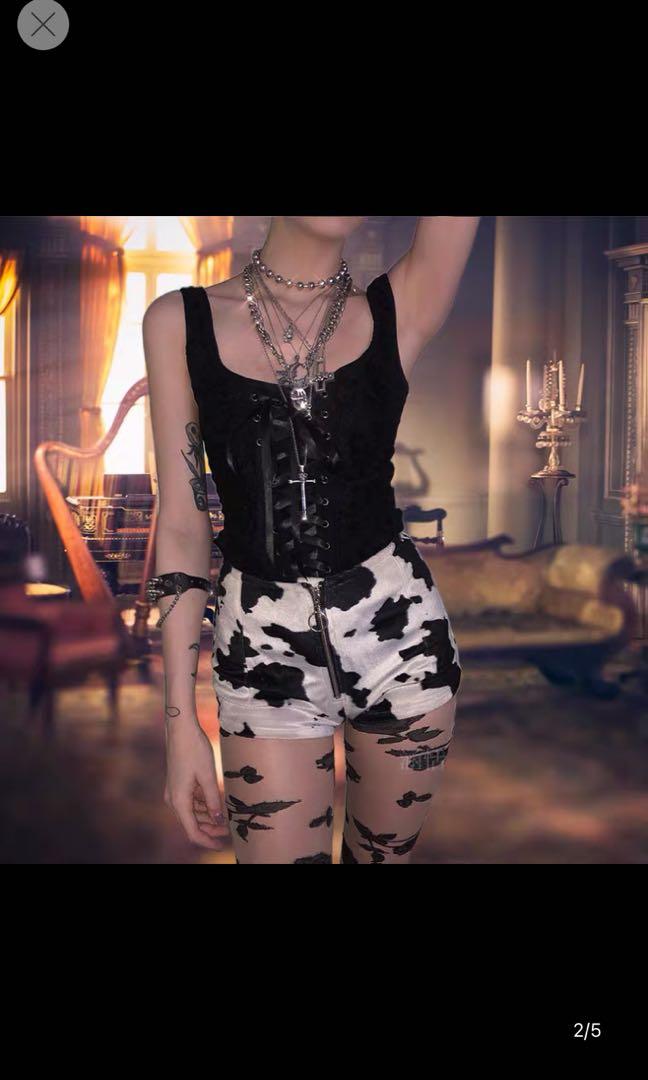 black corset crop top